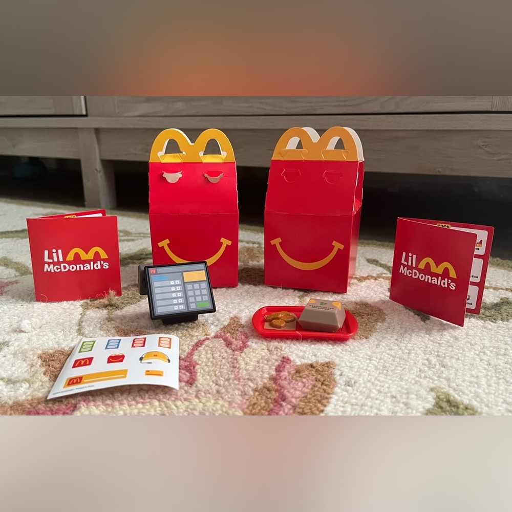 Lil McDonald's Bundle of 2 Chicken McNuggets and Register
